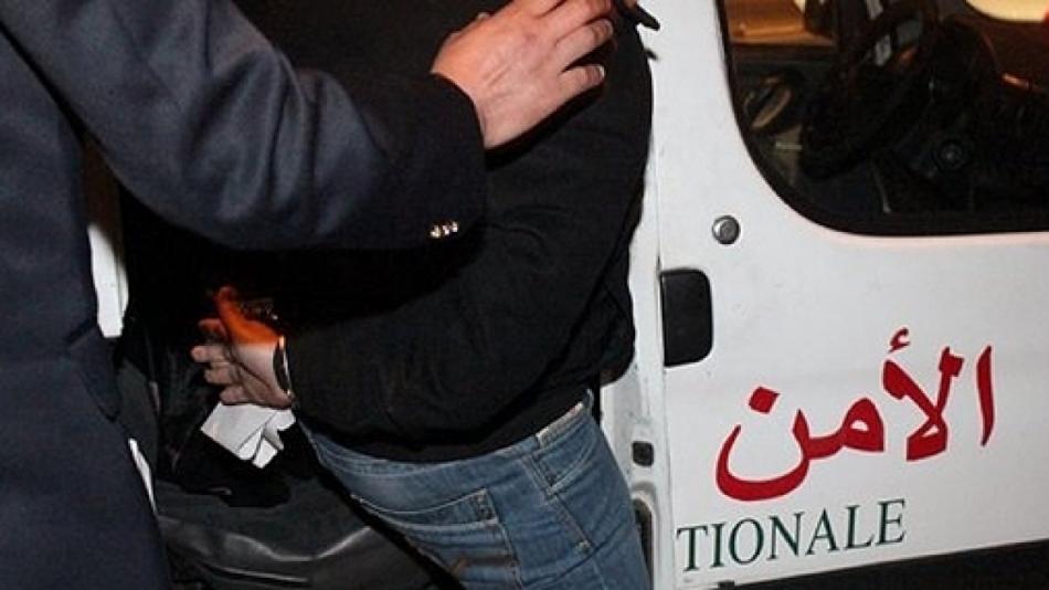 محاولة سرقة شرطي بطنجة تحت التهديد بالسلاح الأبيض تنتهي بتدخل أمني